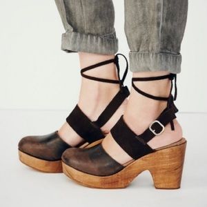 Free People ~ Belmont Clog
